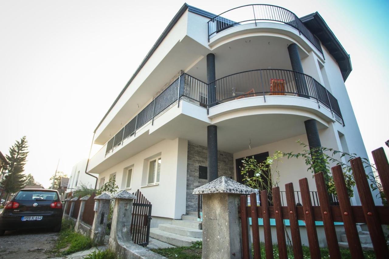 Lgp Exclusive Apartment Bihać Eksteriør bilde